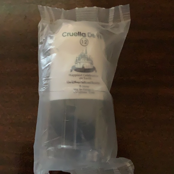 Weeble Wobbler Cruella De Vil #12 - Picture 4 of 4